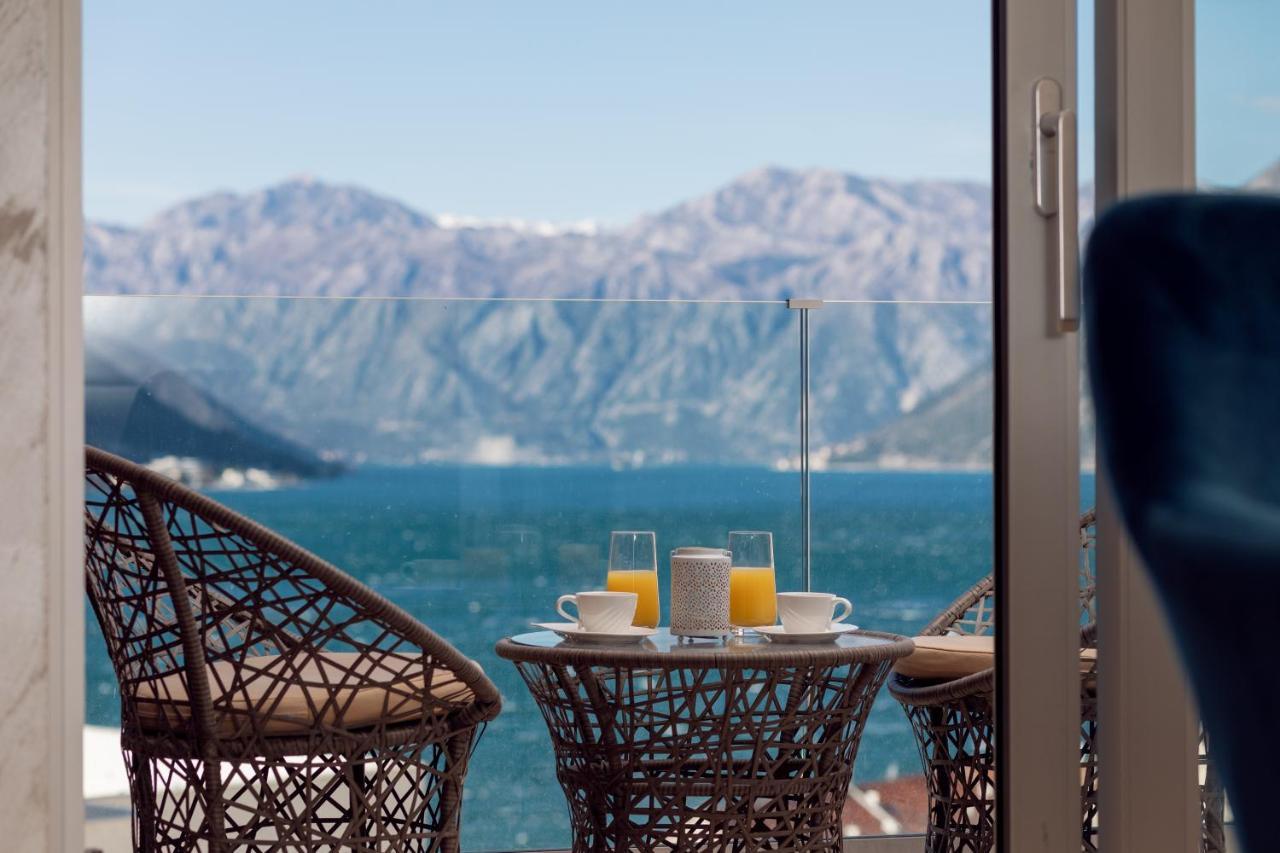 Bonintro Lux Apartment Kotor Exteriör bild