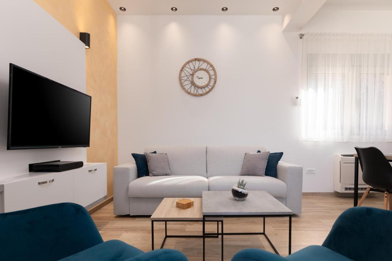 Bonintro Lux Apartment Kotor Exteriör bild