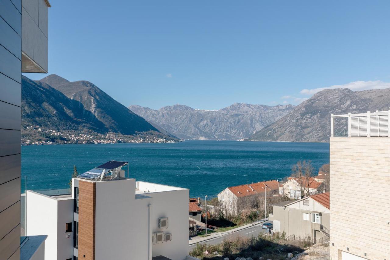 Bonintro Lux Apartment Kotor Exteriör bild
